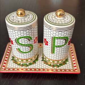 RARE! Anthropologie Festive bistro style salt & paper shakers with wreath tray